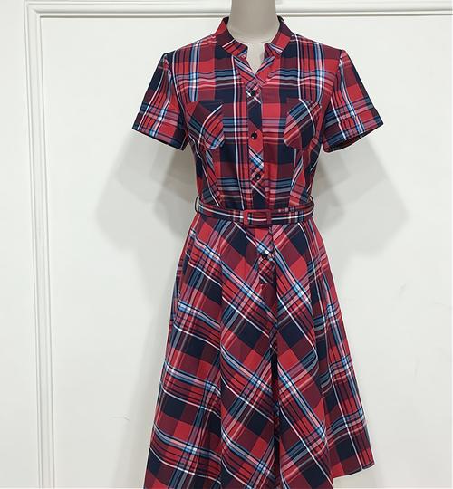索菲尔丹女装:用产品和服务打动服装鞋帽消费者